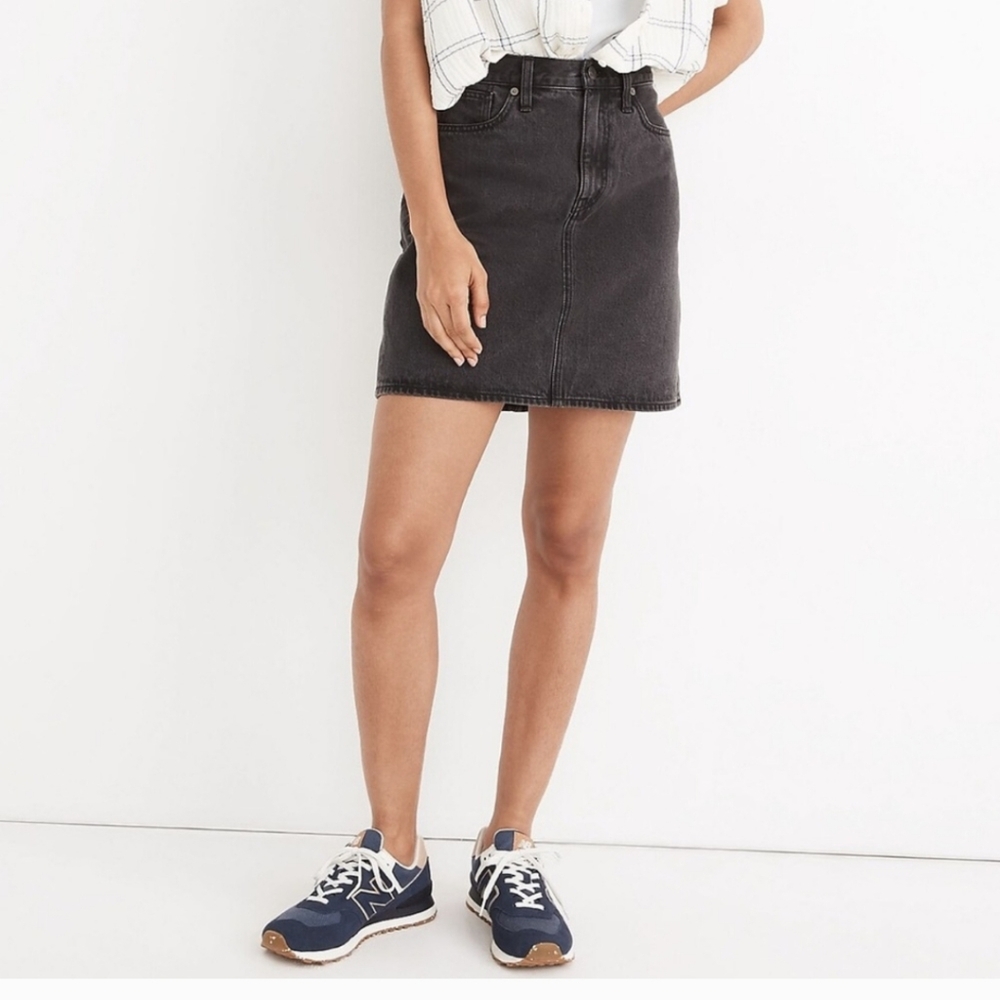 Madewell Black  Rigid Denim A-lINE Skirt SIZE 28